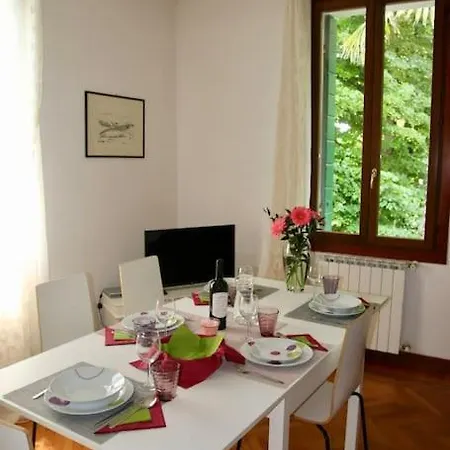 Ferienwohnung Sull'Isola Del Lido Lido di Venezia Exterior foto